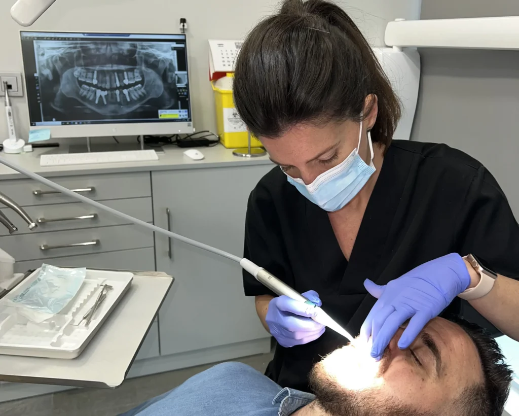 revision dental clever dental sevilla